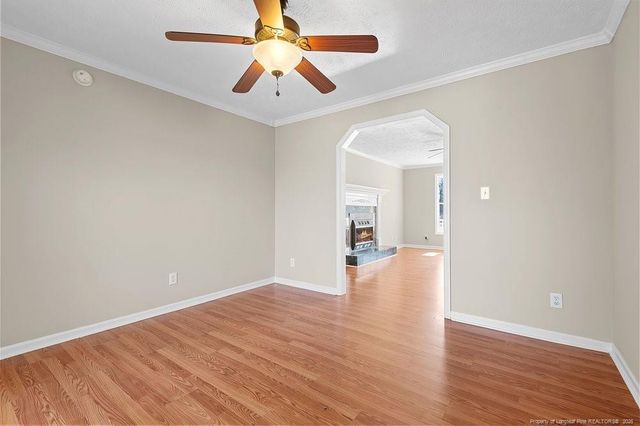 610 W 6th Avenue, Raeford, NC 28376