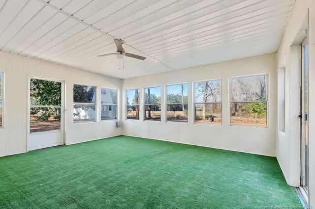 610 W 6th Avenue, Raeford, NC 28376