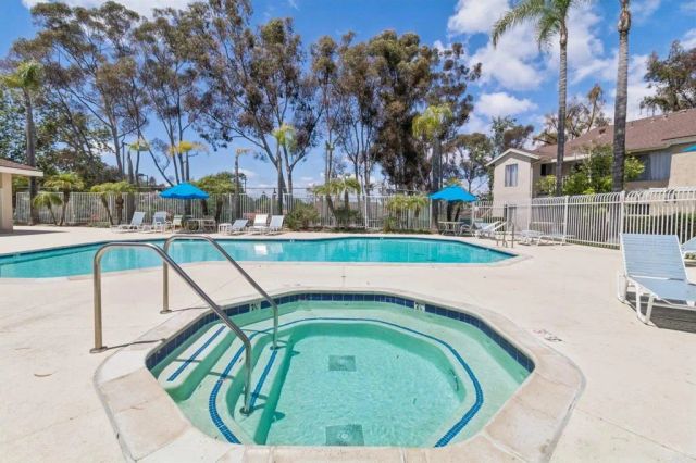 669 Diamond Way 235, Vista, CA 92083