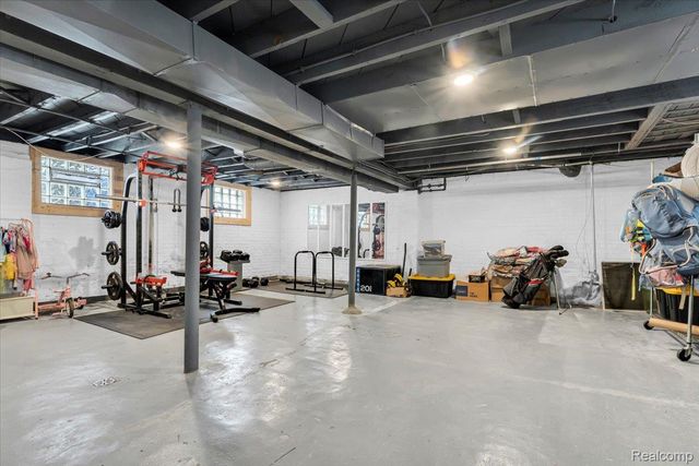 3003 Fischer Street, Detroit, MI 48214