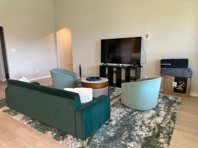 705 Mcadoo Drive, Arlington, TX 76002