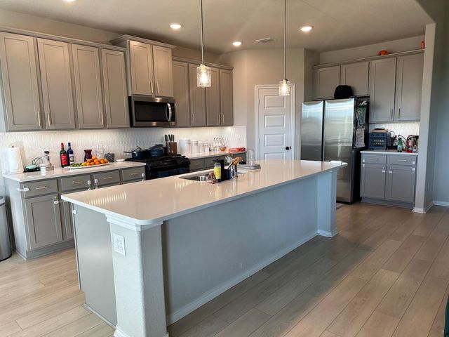 705 Mcadoo Drive, Arlington, TX 76002