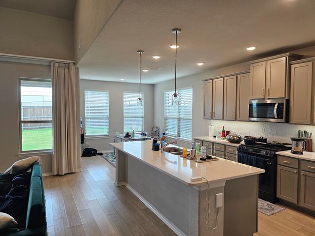 705 Mcadoo Drive, Arlington, TX 76002