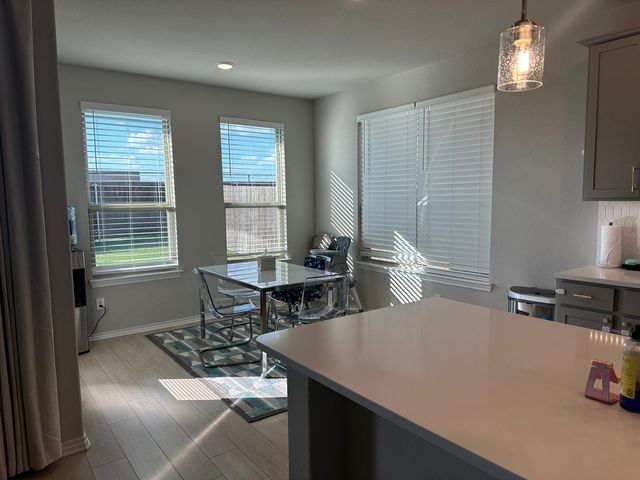 705 Mcadoo Drive, Arlington, TX 76002