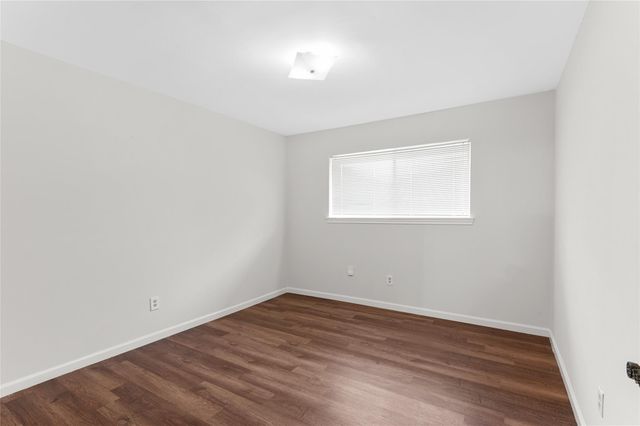 1418 Bramblebury Drive, Sugar Land, TX 77498