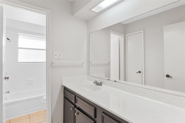 1418 Bramblebury Drive, Sugar Land, TX 77498