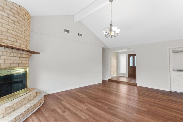 1418 Bramblebury Drive, Sugar Land, TX 77498