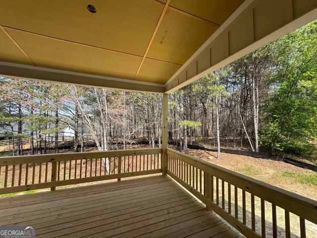 4538 Meadowland Way, Flowery Branch, GA 30542