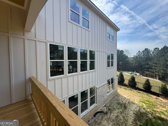 4538 Meadowland Way, Flowery Branch, GA 30542