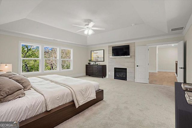 4538 Meadowland Way, Flowery Branch, GA 30542