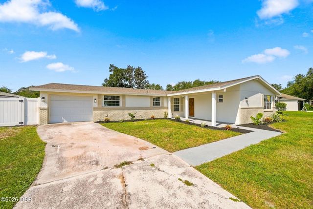 1280 Saxon Boulevard, Deltona, FL 32725