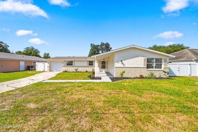1280 Saxon Boulevard, Deltona, FL 32725