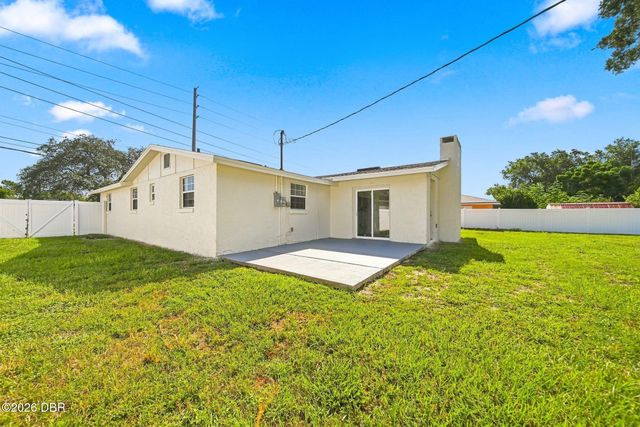 1280 Saxon Boulevard, Deltona, FL 32725