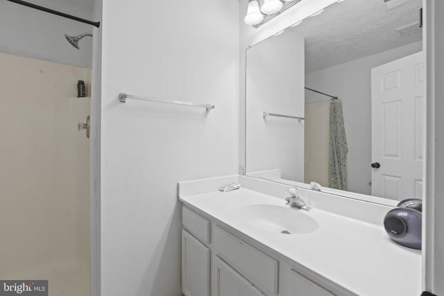 315 COPPERFIELD LN, Winchester, VA 22602