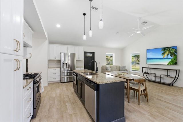 7825 SW VINEYARD TERRACE, Arcadia, FL 34269