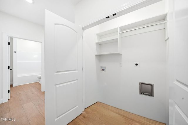 112 Tall Oaks Court, Kingsport, TN 37663