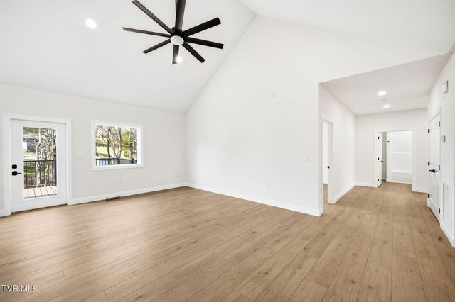 112 Tall Oaks Court, Kingsport, TN 37663