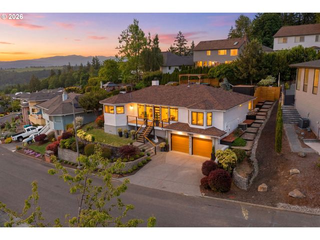 8002 Se 140TH Dr, Portland, OR 97236