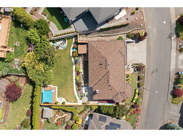 8002 Se 140TH Dr, Portland, OR 97236