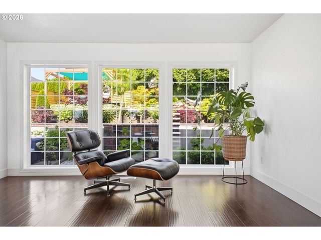 8002 Se 140TH Dr, Portland, OR 97236