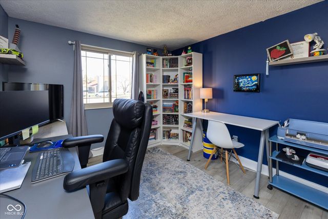 8214 Old Farm Road, Indianapolis, IN 46256