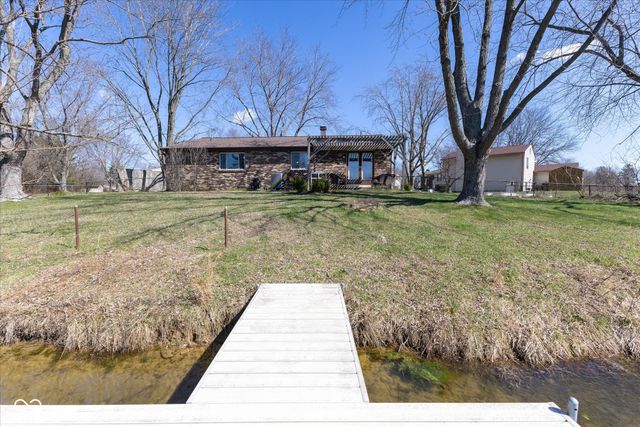 8214 Old Farm Road, Indianapolis, IN 46256