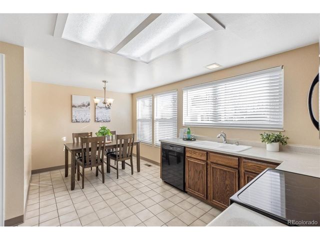 1011 Pierce St 22, Lakewood, CO 80214