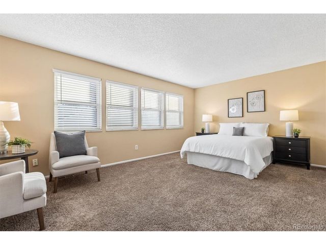 1011 Pierce St 22, Lakewood, CO 80214