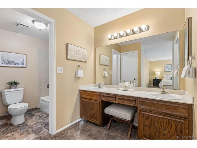 1011 Pierce St 22, Lakewood, CO 80214