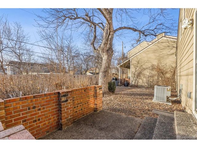 1011 Pierce St 22, Lakewood, CO 80214