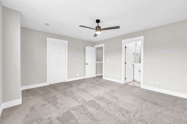 505 Jonathan Wade Cir, Clarksville, TN 37043