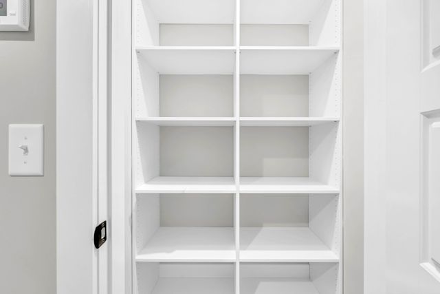 505 Jonathan Wade Cir, Clarksville, TN 37043