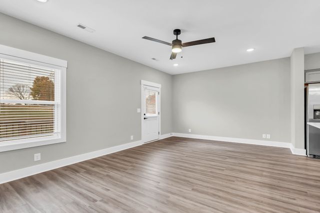 505 Jonathan Wade Cir, Clarksville, TN 37043