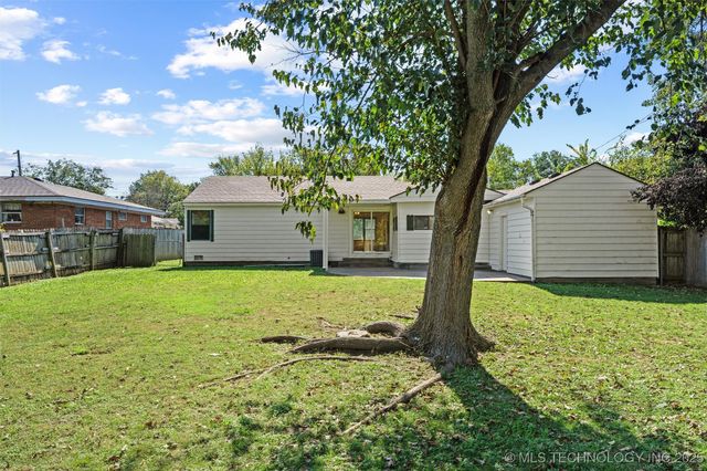 4212 Michigan, Bartlesville, OK 74006