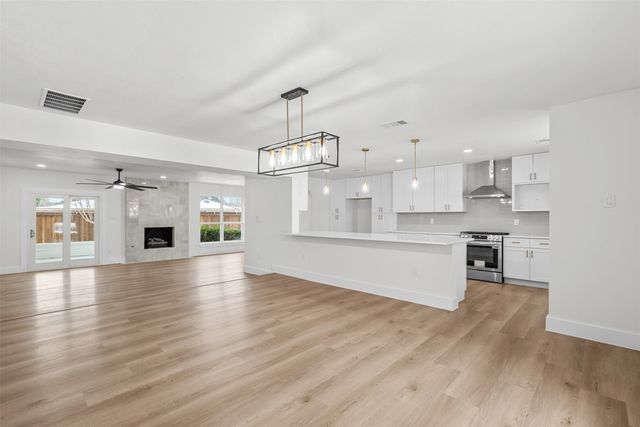 929 E Berkeley Drive, Richardson, TX 75081