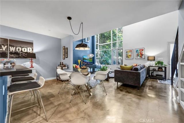 1120 N El Centro 5, Los Angeles, CA 90038