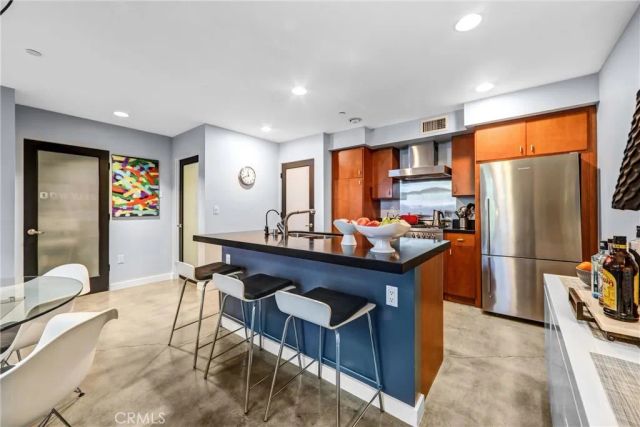 1120 N El Centro 5, Los Angeles, CA 90038