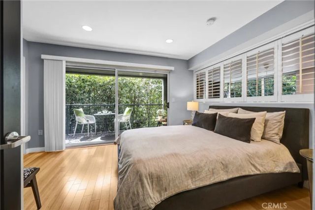 1120 N El Centro 5, Los Angeles, CA 90038