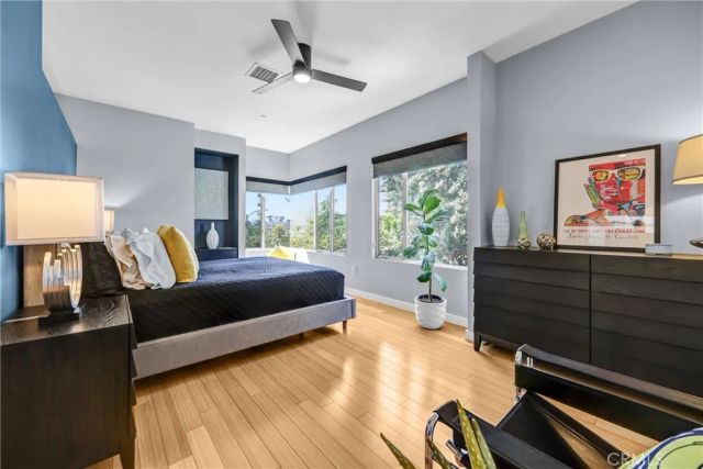 1120 N El Centro 5, Los Angeles, CA 90038