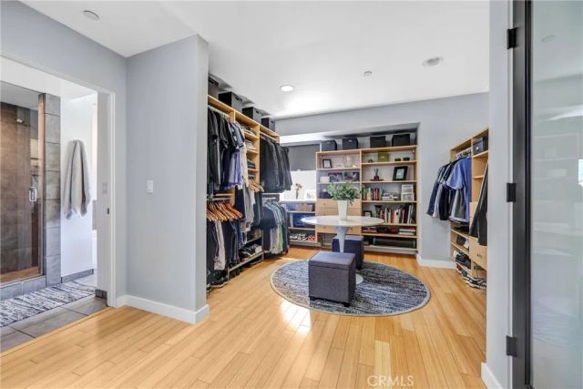 1120 N El Centro 5, Los Angeles, CA 90038