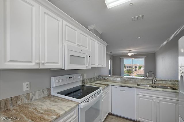 8550 Kingbird LOOP 646, Estero, FL 33967