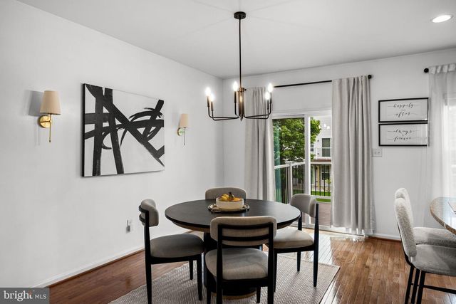 186 FELA DR, Cinnaminson, NJ 08077