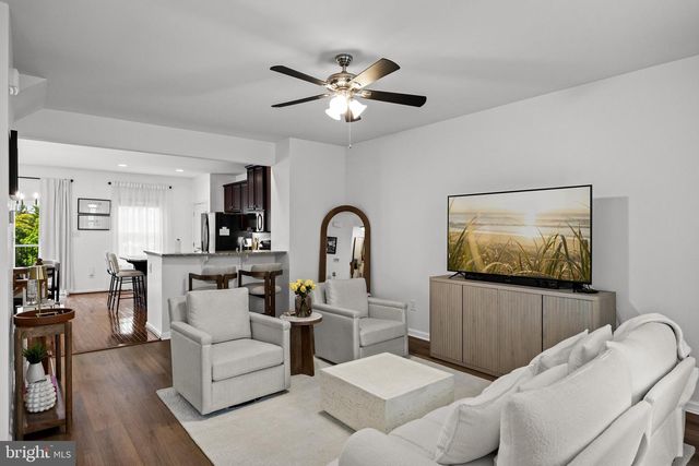 186 FELA DR, Cinnaminson, NJ 08077