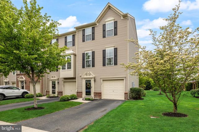 186 FELA DR, Cinnaminson, NJ 08077