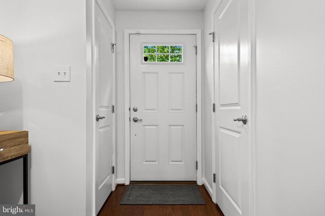 186 FELA DR, Cinnaminson, NJ 08077