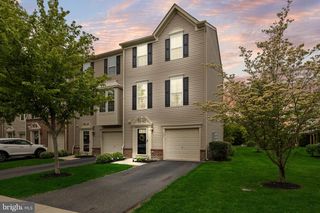 186 FELA DR, Cinnaminson, NJ 08077
