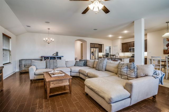 512 Barnstorm Drive, Celina, TX 75009