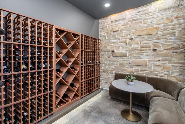 9435 Inwood Road, Dallas, TX 75220