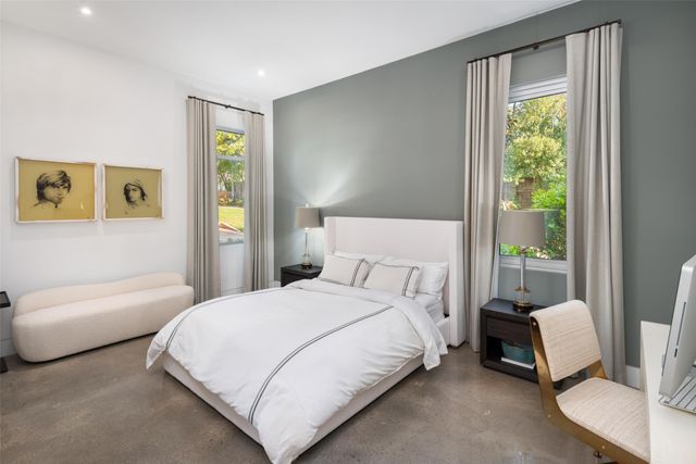 9435 Inwood Road, Dallas, TX 75220
