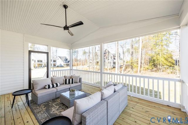 17318 Singing Bird Turn, Moseley, VA 23120